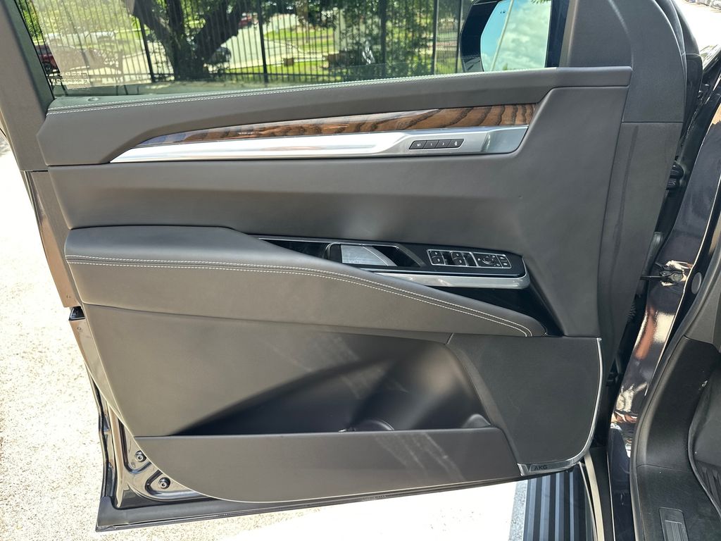 Used Car 2025 Cadillac Escalade  Sport Platinum For Sale Under $120,000 In Austin, Texas
