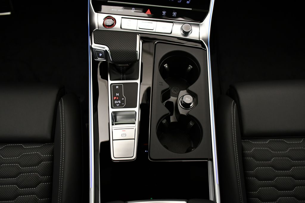 Thumbnail: 2025 Audi RS 7 - 28