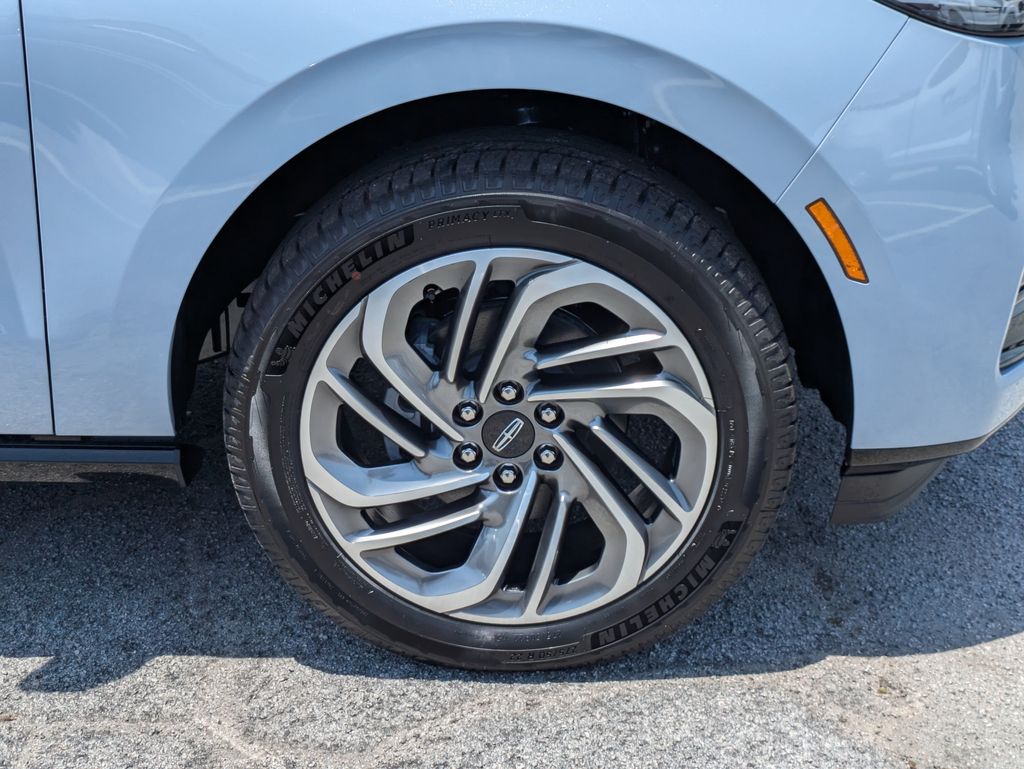 2027 Lincoln Navigator Reserve L