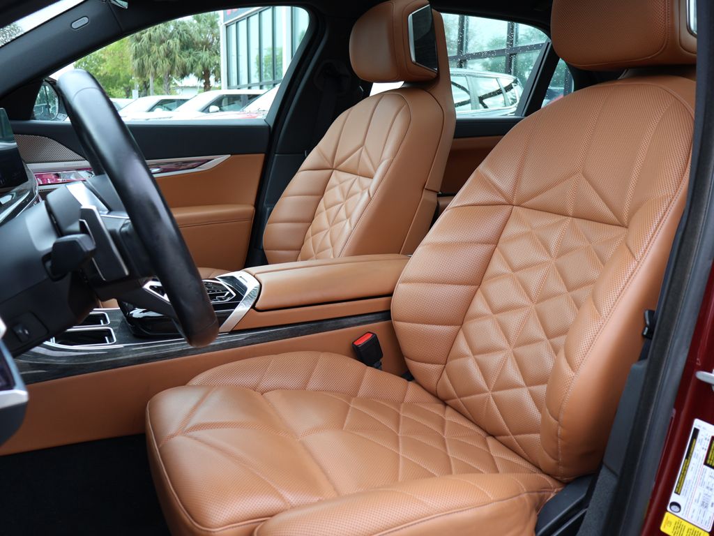 Used 2023 Red BMW 740i image 33