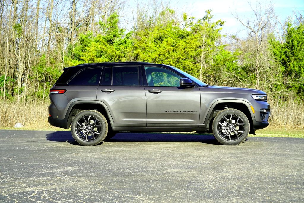 New Car 2025 Jeep Grand Cherokee  Limited For Sale Under $50,000 In Taylor, Texas