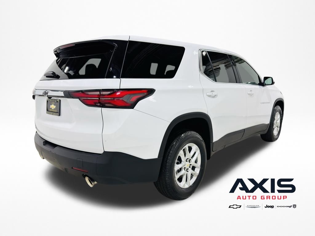 View vehicle photo 5