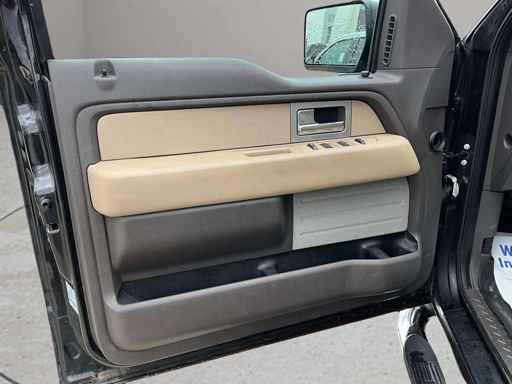 Used 2010 Black Ford XLT image 15