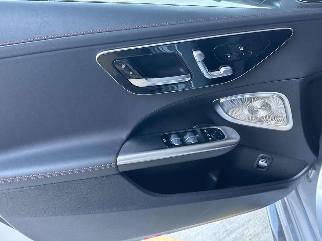 Thumbnail: 2026 Mercedes-Benz C-Class - 17