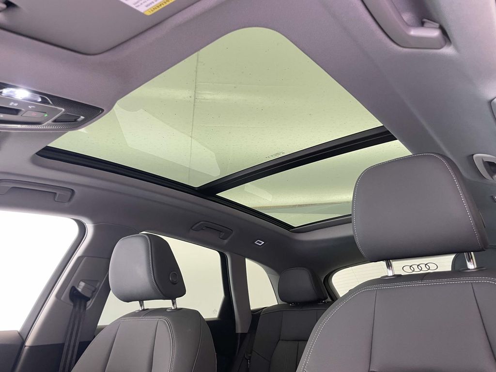 2025 Audi Q5 2.0T Premium White at Audi Porsche Sewickley