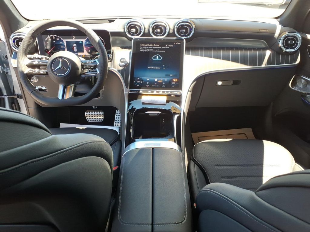 New 2026 Cirrus Silver Metallic Mercedes-Benz GLC 300 image 28