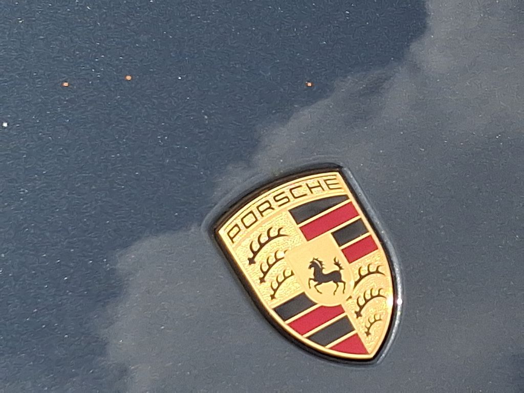 Thumbnail: 2020 Porsche Panamera - 4
