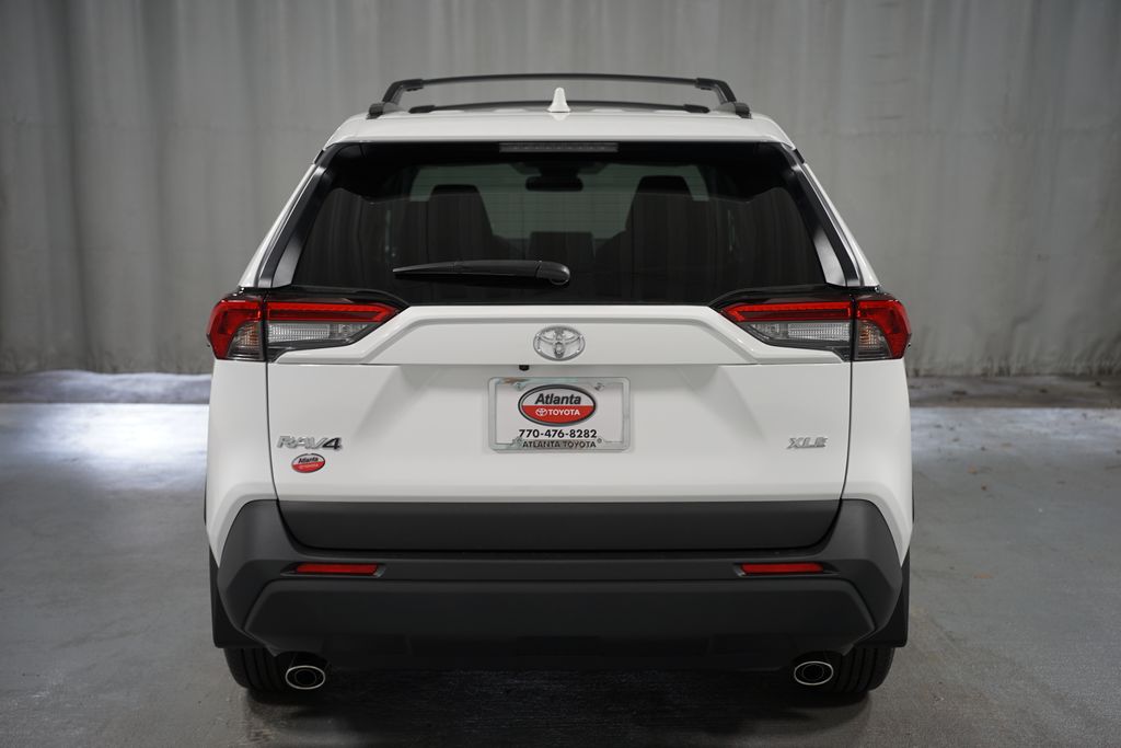 2025 Toyota RAV4 XLE 7