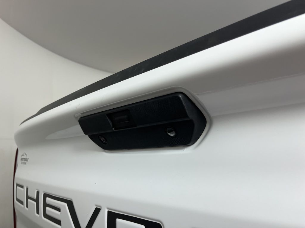 Thumbnail: 2021 Chevrolet Silverado 1500 - 18