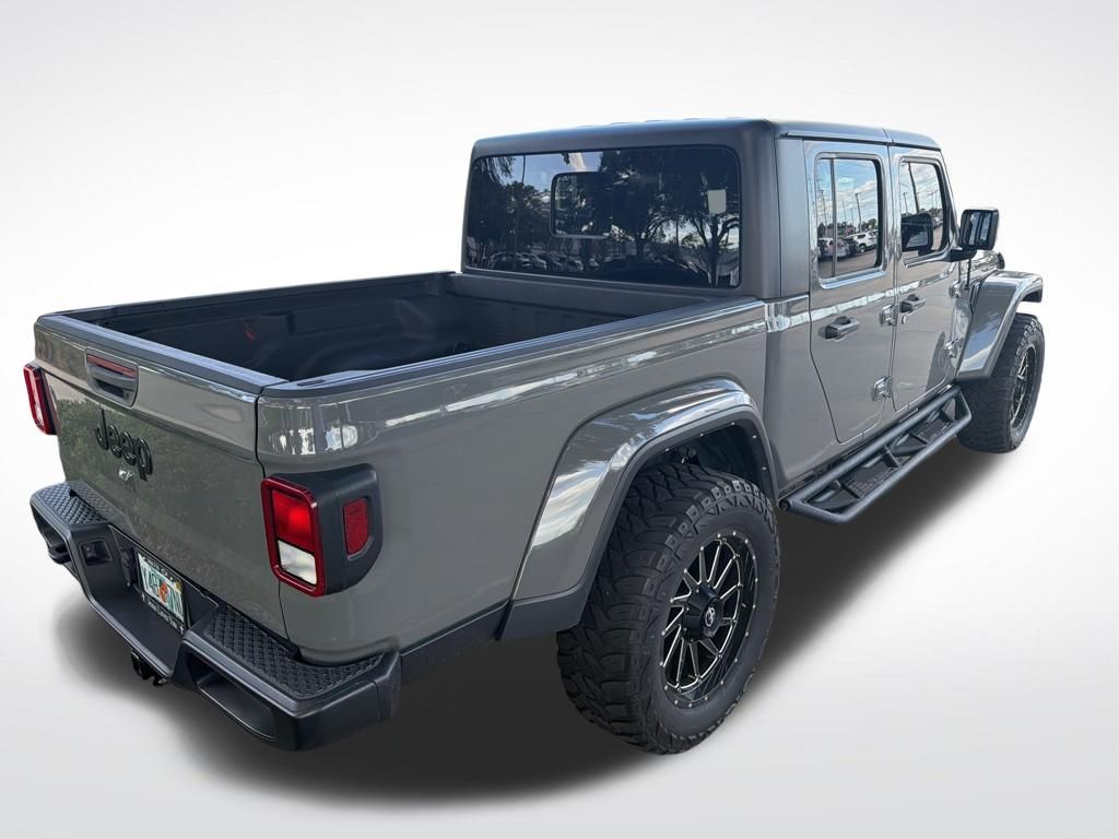 2022 Jeep Gladiator Sport S's photo