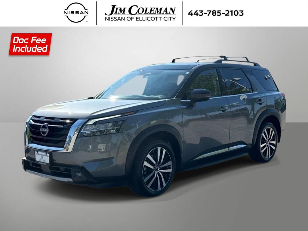 2023 Nissan Pathfinder Platinum