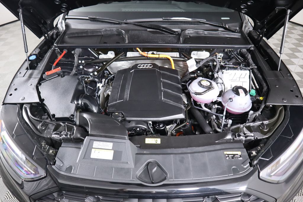 2024 Audi Q5 Premium Plus 30
