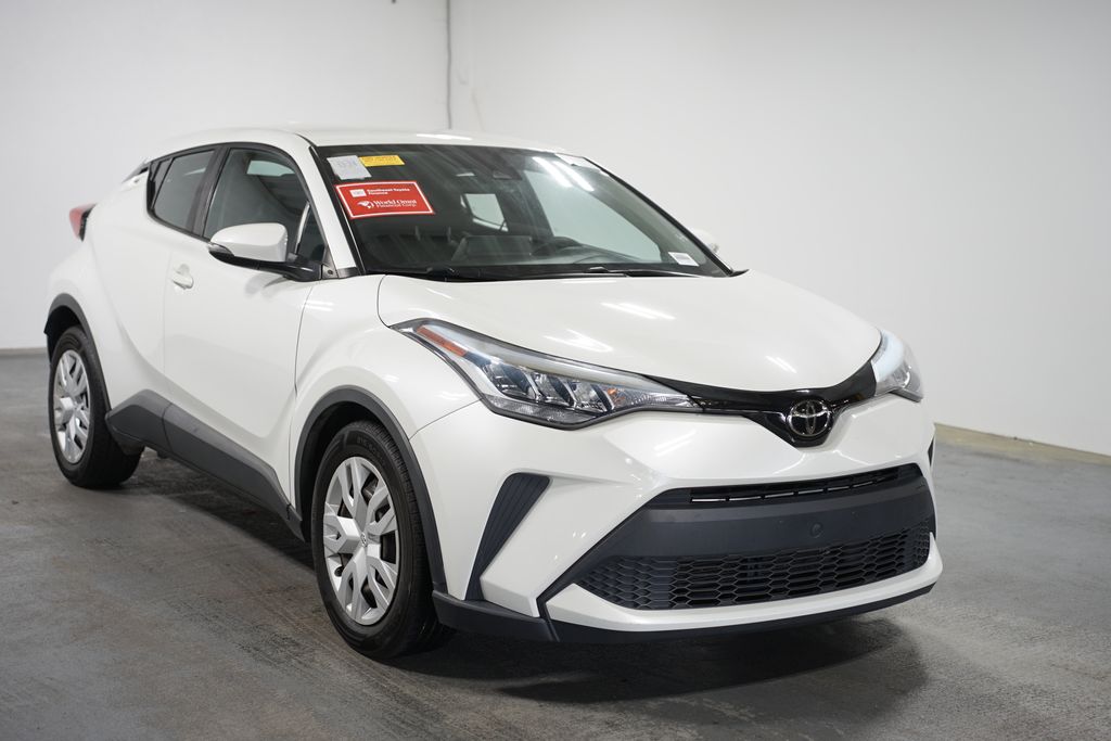 2021 Toyota C-HR LE 3