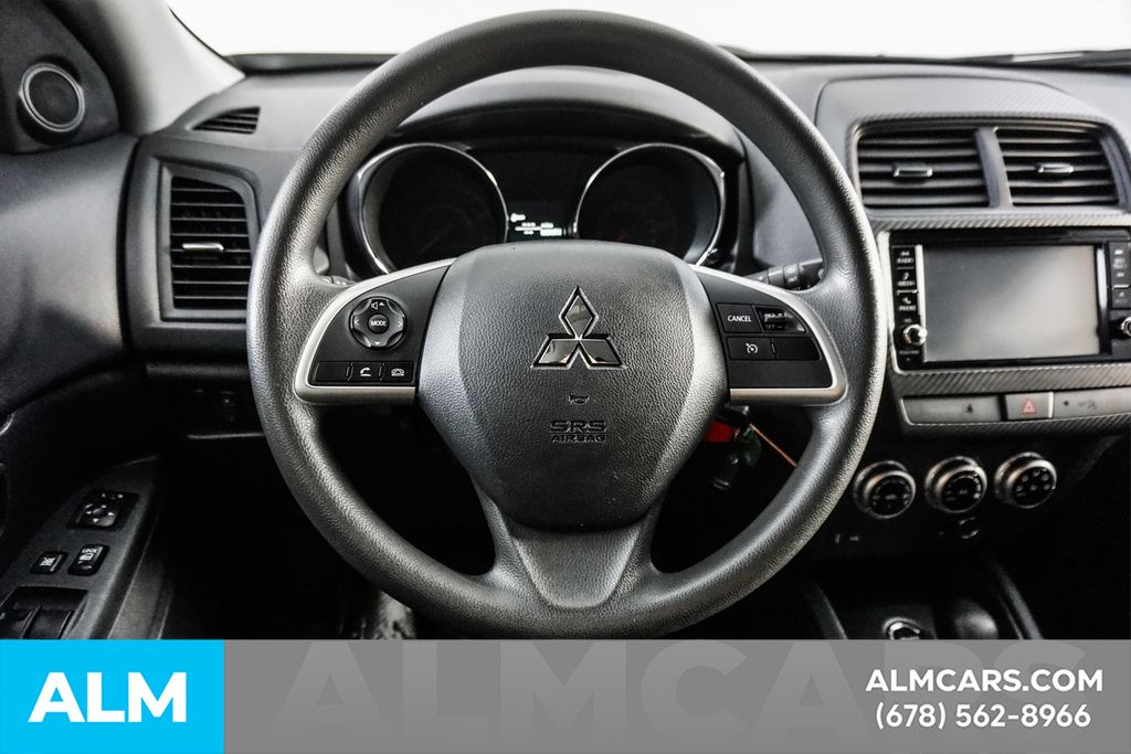 Used 2024 Gray Mitsubishi 2.0 ES image 31