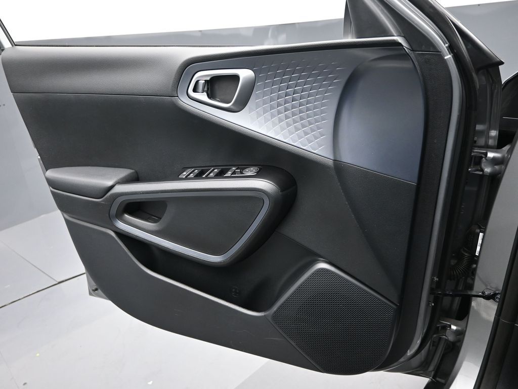 2023 Kia Soul EX