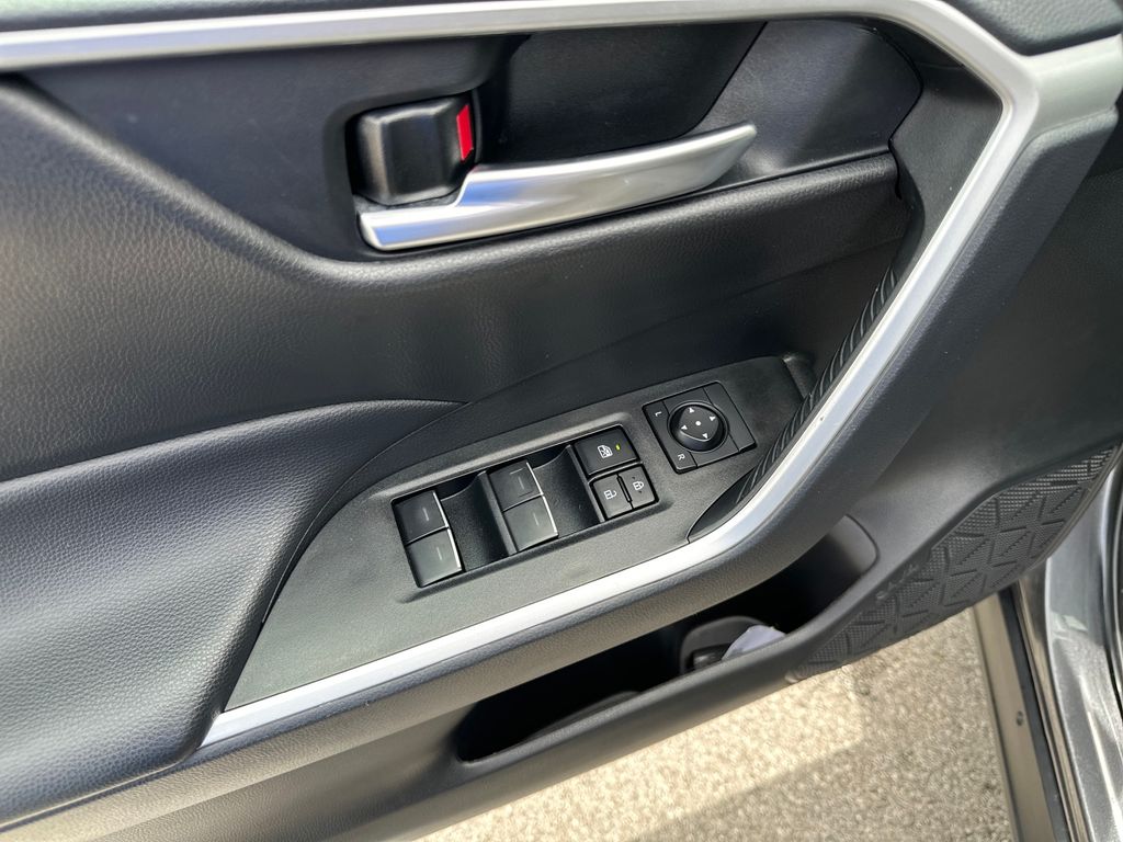 Used Car 2025 Toyota Rav4  Xle For Sale Under $35,000 In Austin, Texas