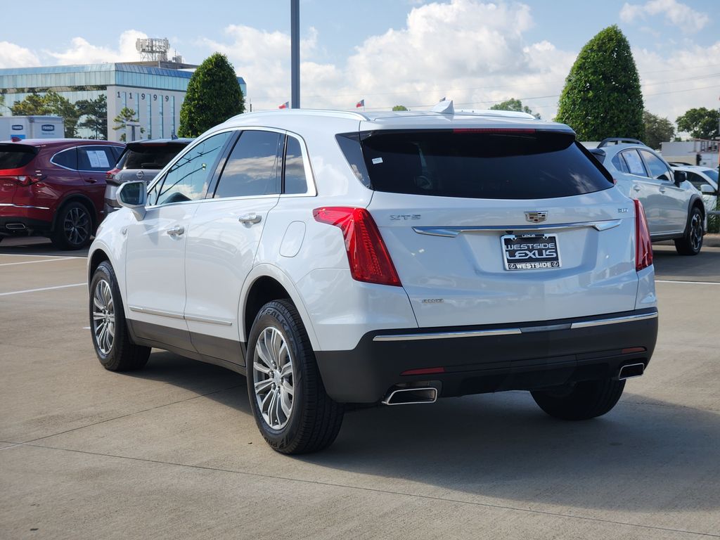 2018 Cadillac XT5 Luxury White at Bayshore Chrysler Jeep Dodge Ram