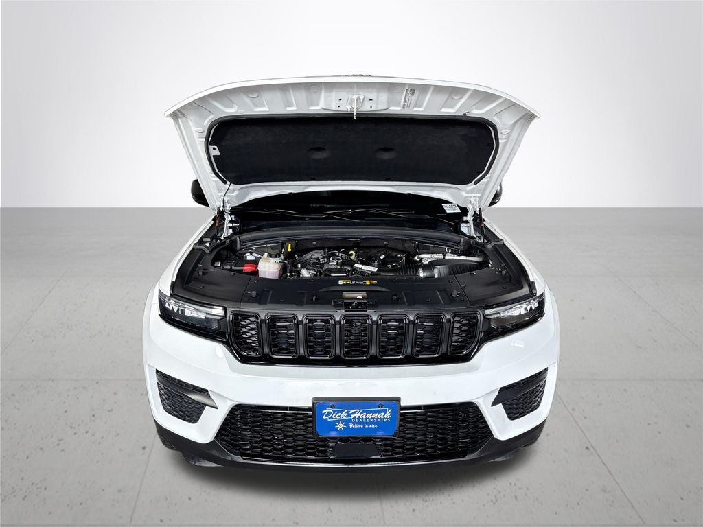 2023 Jeep Grand Cherokee Altitude X