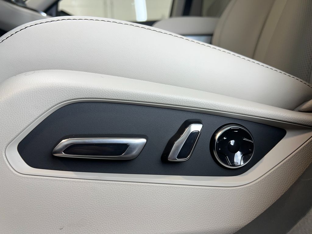 new 2026 Acura RDX car, priced at $49,750