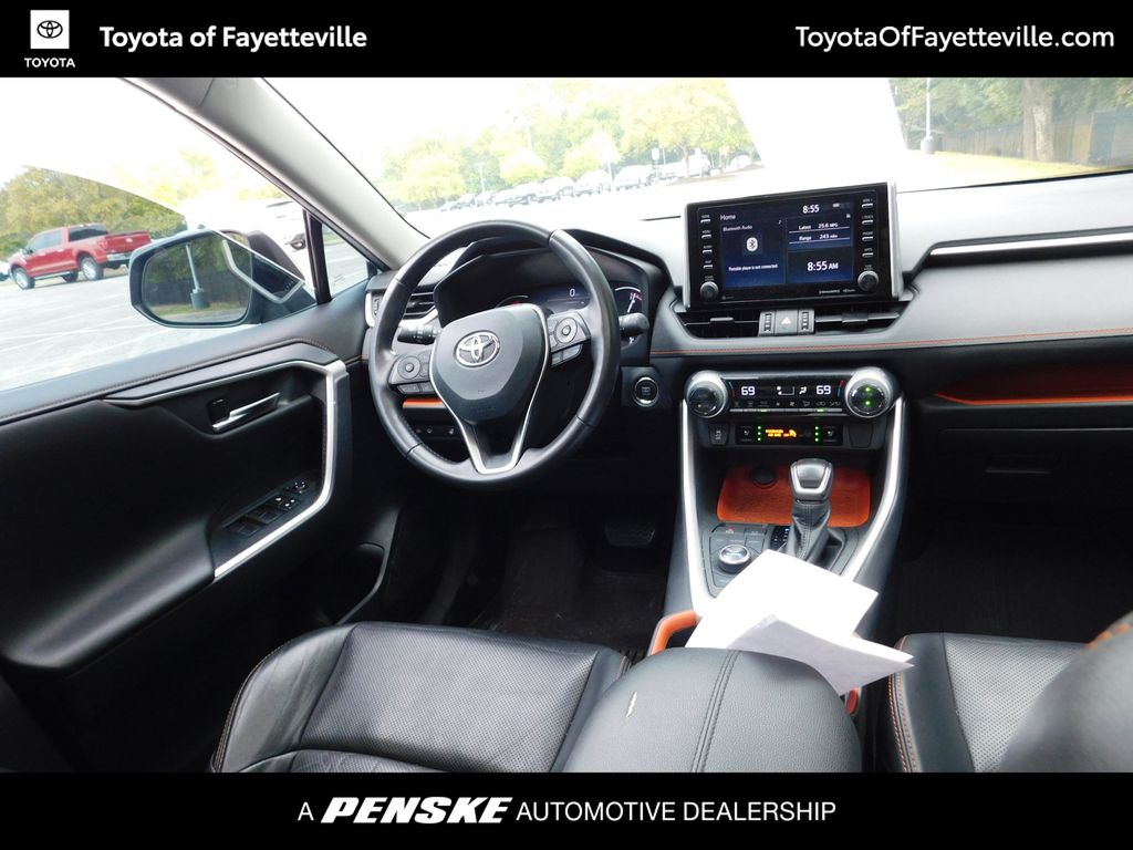 Thumbnail: 2019 Toyota RAV4 - 7