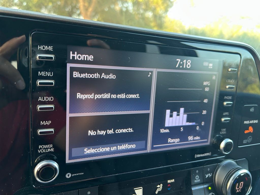 2022 Toyota Highlander L 24