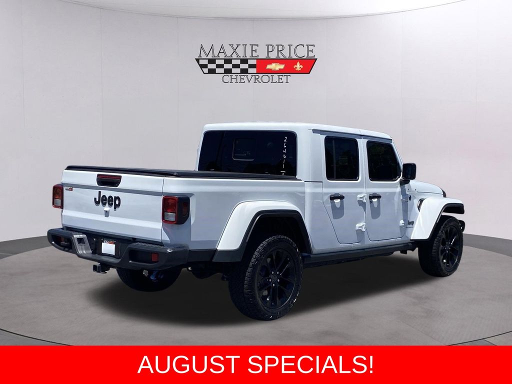 Used 2025 Jeep Gladiator Truck
