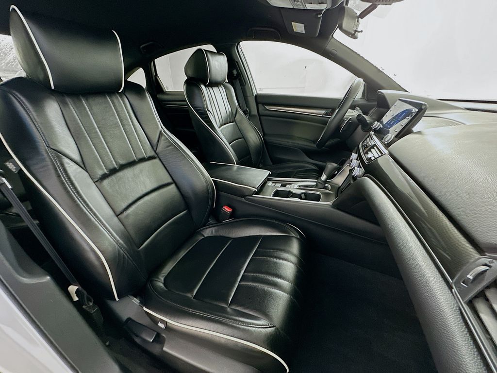 Thumbnail: 2022 Honda Accord - 26