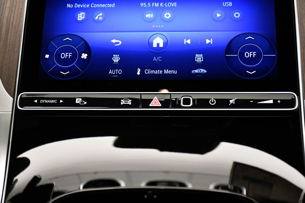 Thumbnail: 2026 Mercedes-Benz GLC - 29