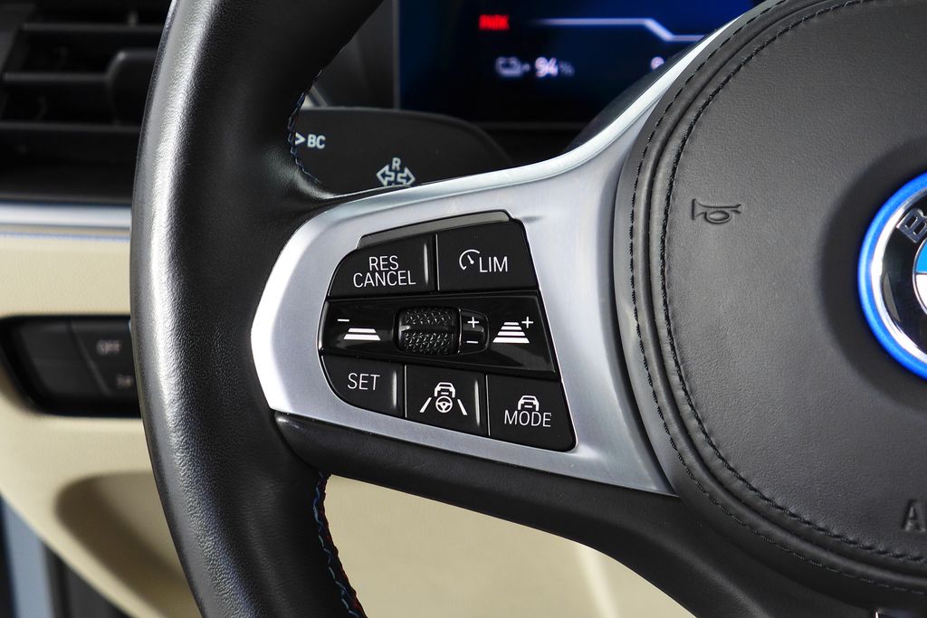 Thumbnail: 2023 BMW i4 - 30