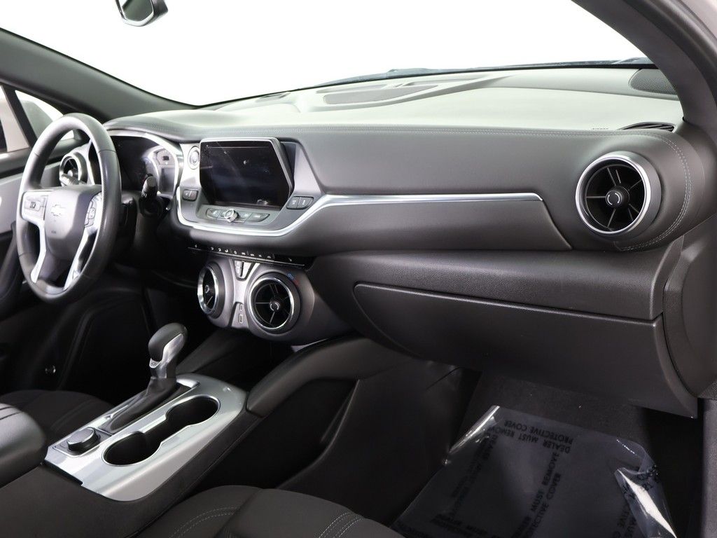Used 2021 Gray Chevrolet LT image 29
