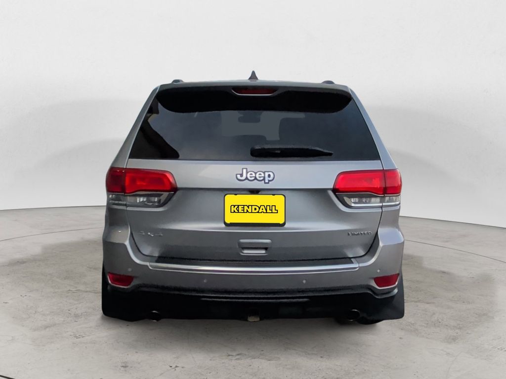 Used 2014 Silver Jeep Limited image 4