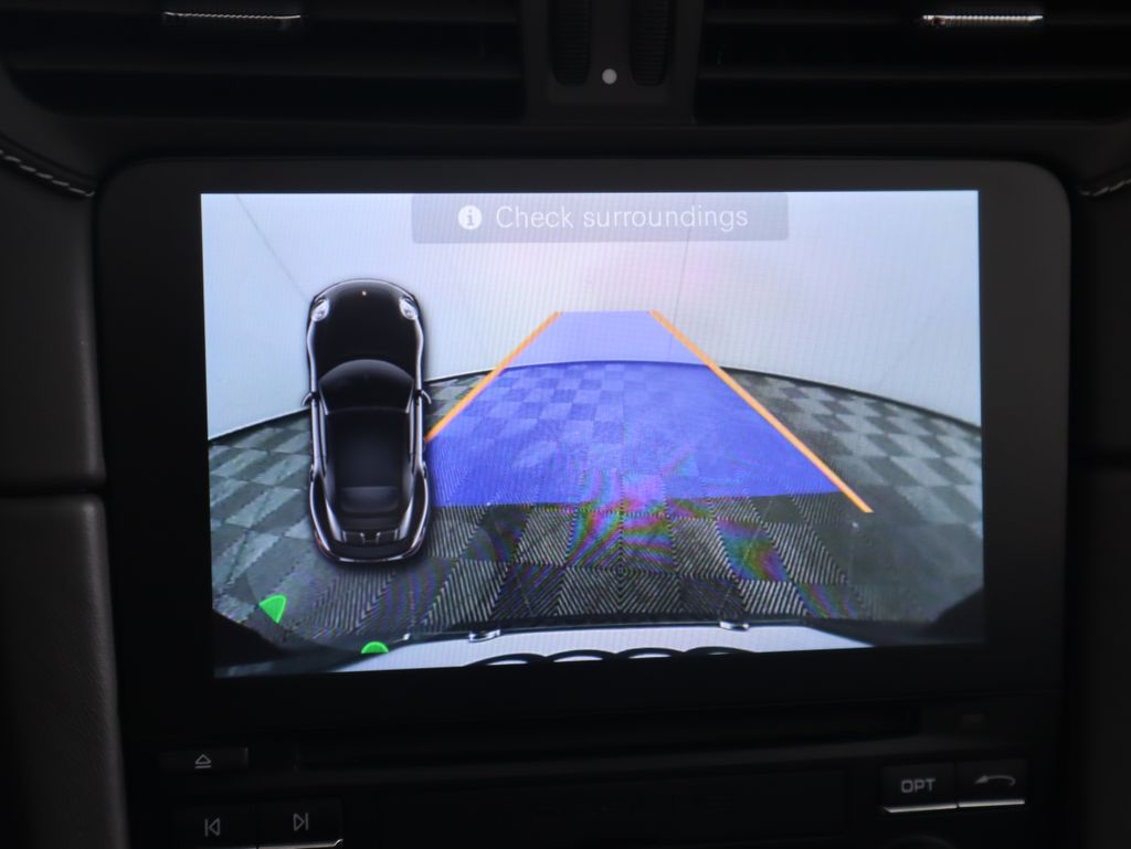 Thumbnail: 2017 Porsche 911 - 23