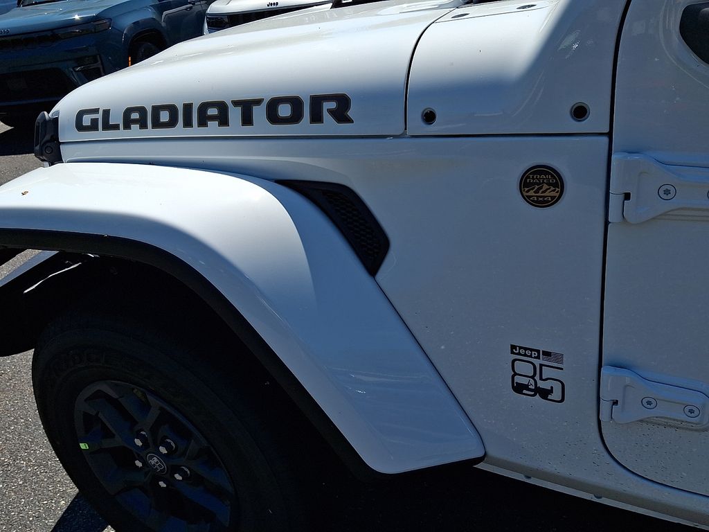 New 2026 Jeep Gladiator Truck