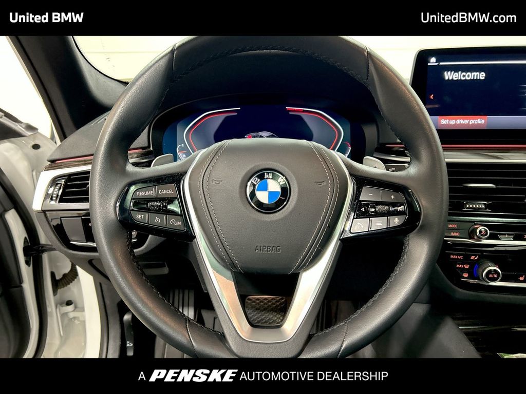 2023 BMW 5 Series 530i 14