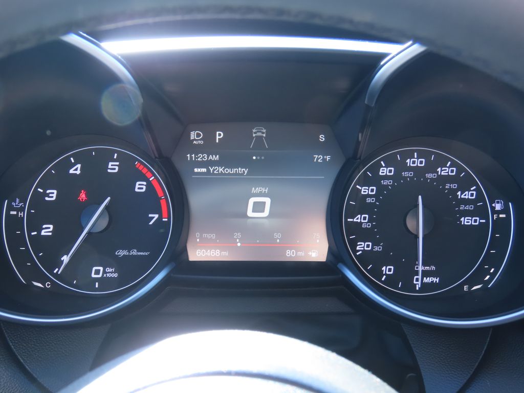 Thumbnail: 2019 Alfa Romeo Giulia - 19