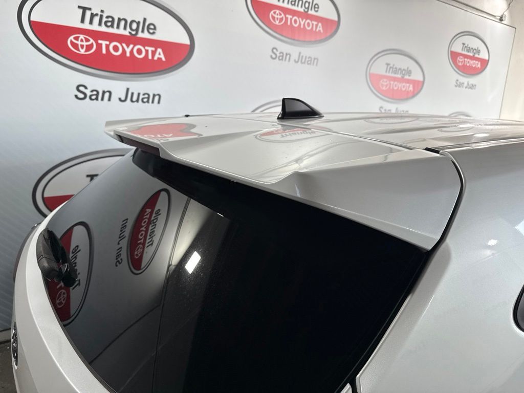 Thumbnail: 2022 Toyota Highlander - 15