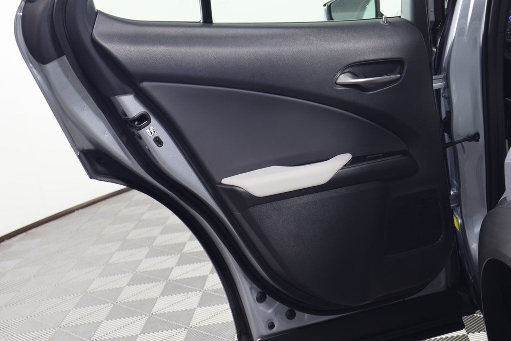 Thumbnail: 2025 Lexus UX - 13