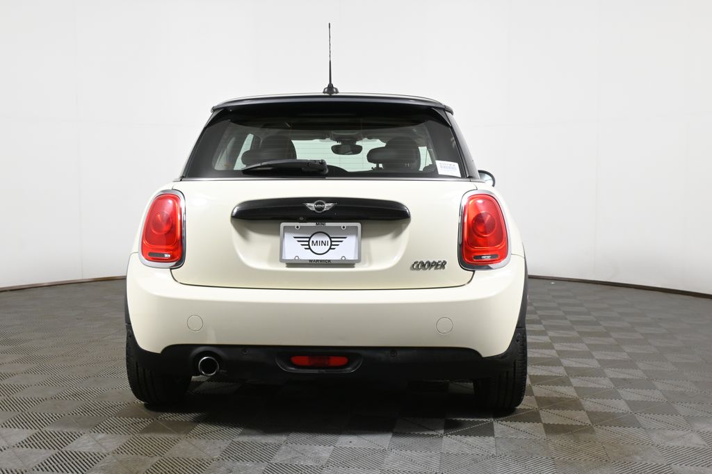 Thumbnail: 2016 MINI Cooper - 6