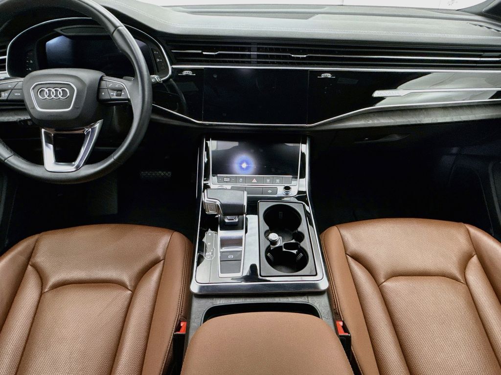 Thumbnail: 2023 Audi Q7 - 13