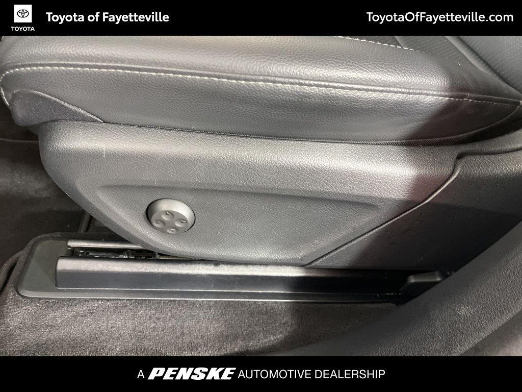 Thumbnail: 2023 Mercedes-Benz GLE - 24