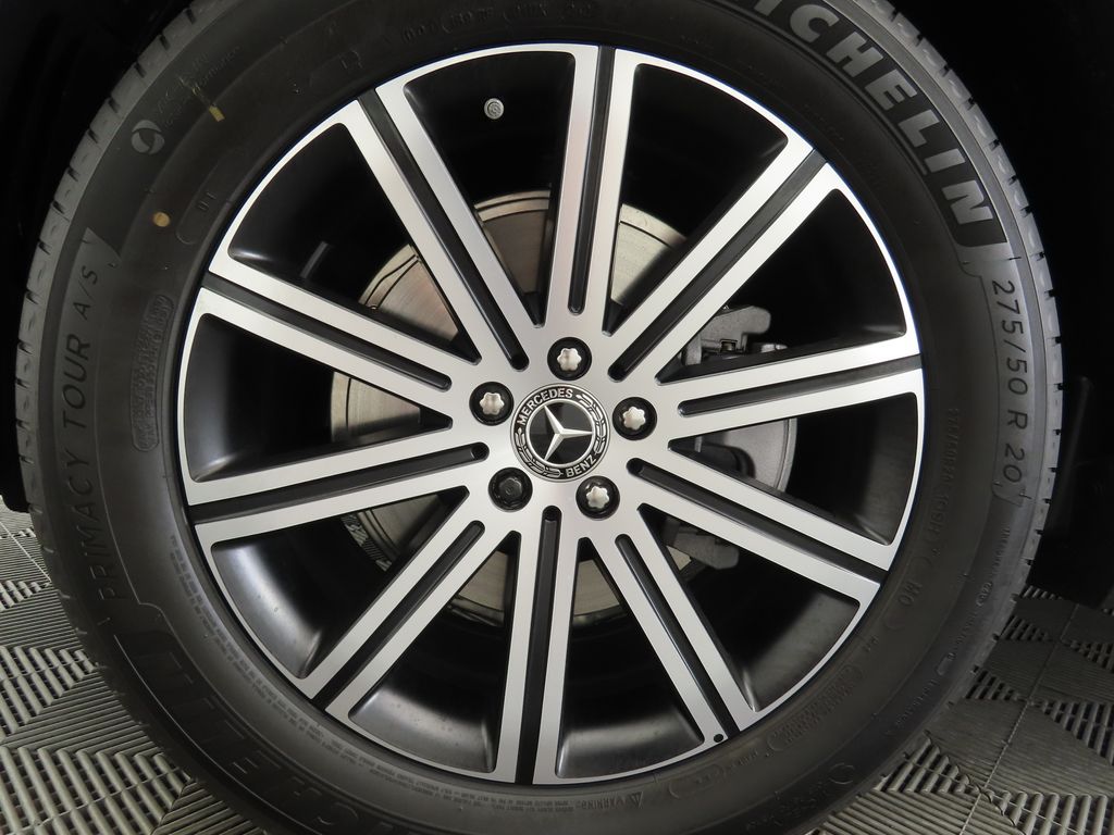 Thumbnail: 2026 Mercedes-Benz GLE - 30