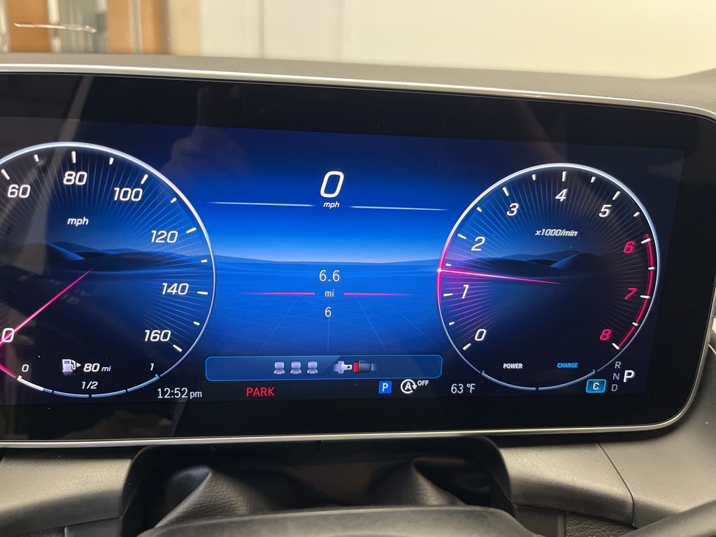 Thumbnail: 2026 Mercedes-Benz GLC - 16