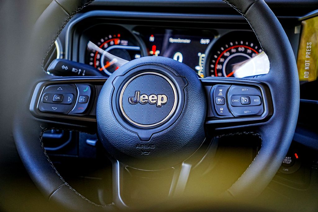 New Car 2025 Jeep Gladiator  For Sale Under $50,000 In Taylor, Texas