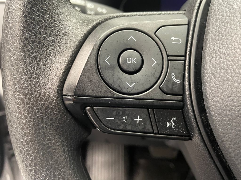 Thumbnail: 2023 Toyota RAV4 - 21