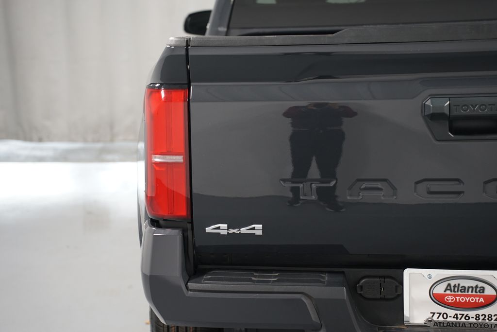 Thumbnail: 2024 Toyota Tacoma - 10