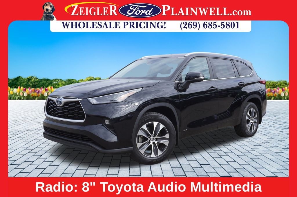 2023 Toyota Highlander Hybrid XLE AWD