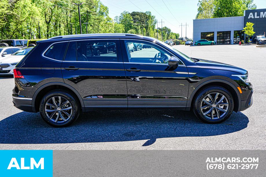 Used 2023 Black Volkswagen 2.0T SE image 8