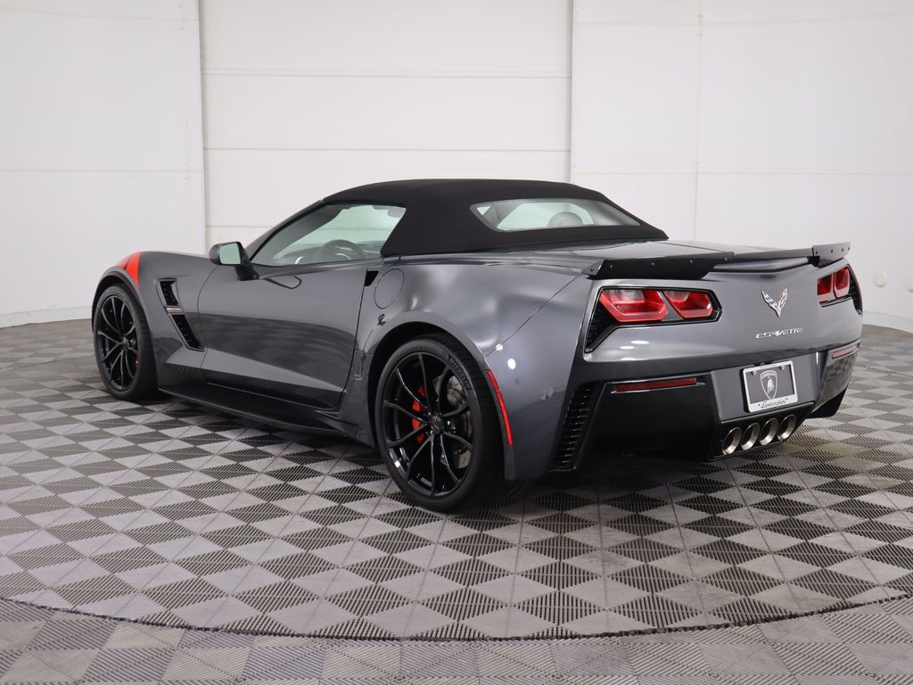 Thumbnail: 2018 Chevrolet Corvette - 15