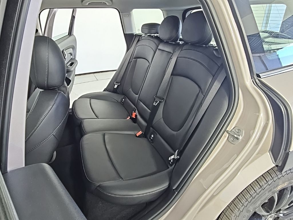 Thumbnail: 2024 MINI Cooper Clubman - 21