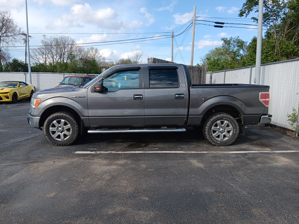 View vehicle photo 2